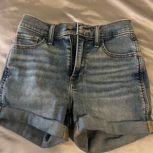 hollister jean shorts light denim